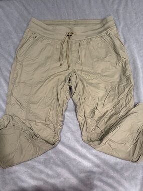 Women’s Lightweight Drawstring Capris - Tan